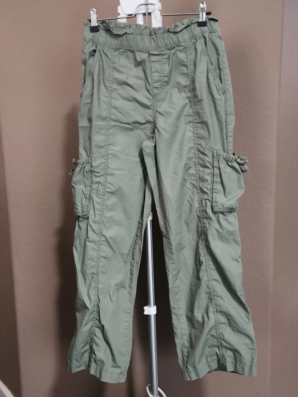 Girl's Casual Cargo Pants in Sage Green - Relaxed Fit